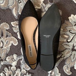 Steve Madden Shoes - Black Steve Madden flats NEW Steve Madden Shoes - Black Steve Madden flats NEW
